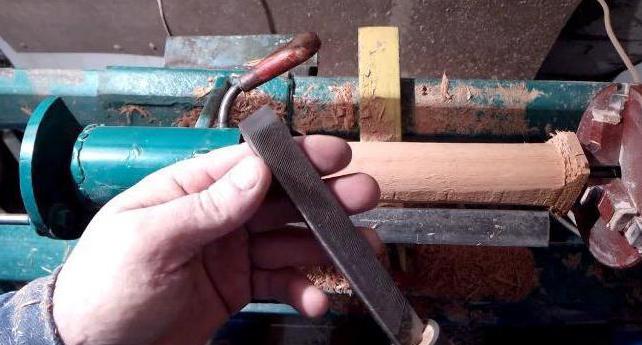 incisivos para un torno en madera 