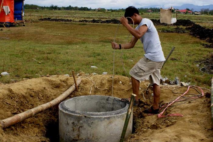 cómo cavar un pozo en arcilla