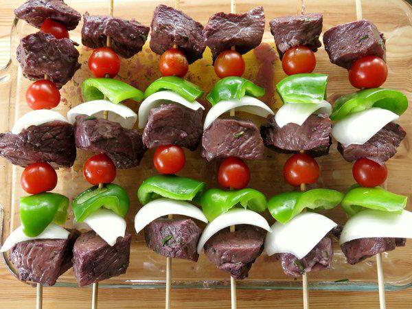 Shish kebab en un horno bovino: las mejores recetas de cocina