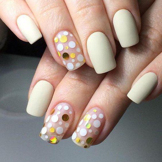 manicura rosa con kamifubikami