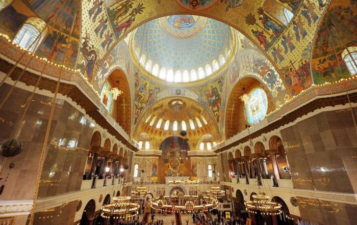 restauración de la catedral del mar en Kronstadt