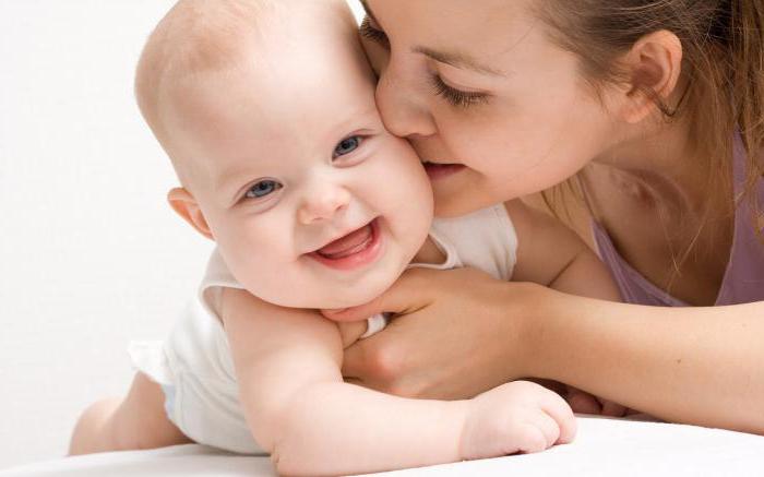 ¿Que derribar la temperatura de la madre que amamanta, para no dañar al niño?